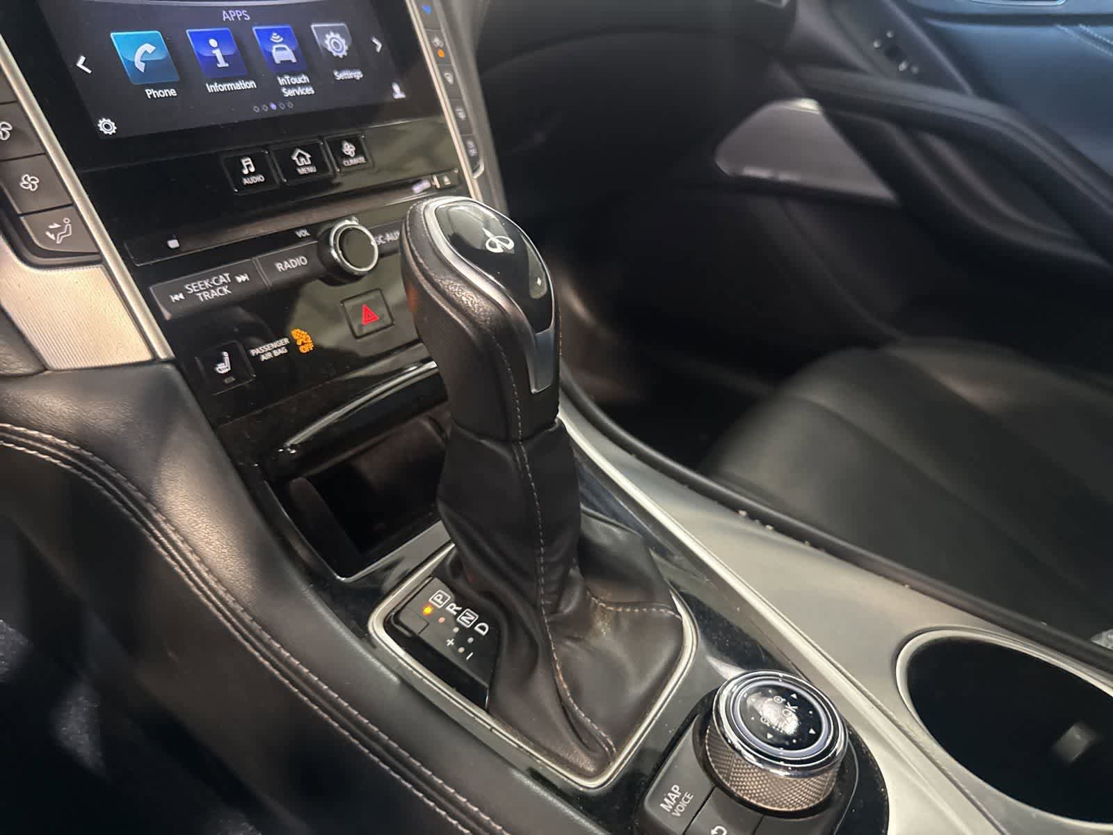Used 2019 INFINITI Q60 3.0t Luxe w/ Essential Package RWD image 20