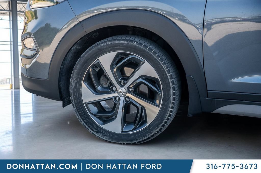Used 2018 Hyundai Tucson Value w/ Cargo Package AWD/4WD image 38