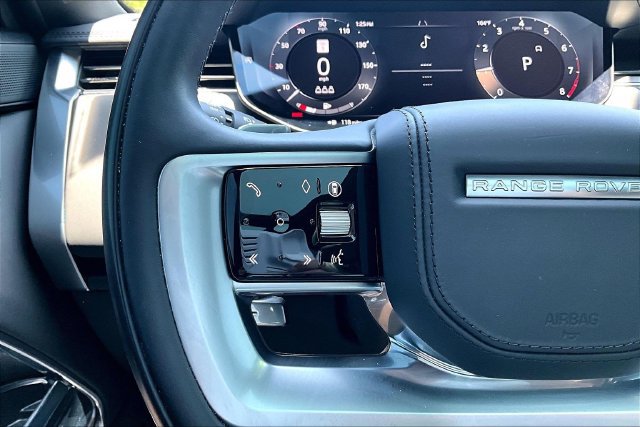 Used 2024 Land Rover Range Rover SE AWD/4WD image 11