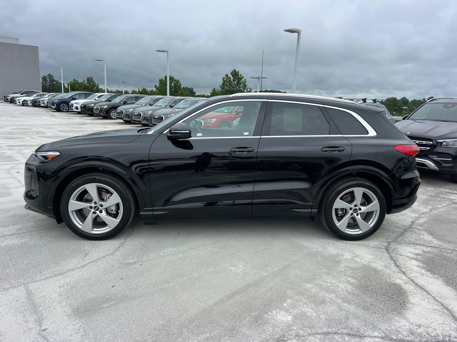 Used 2025 Audi Q5 Prestige AWD/4WD image 8
