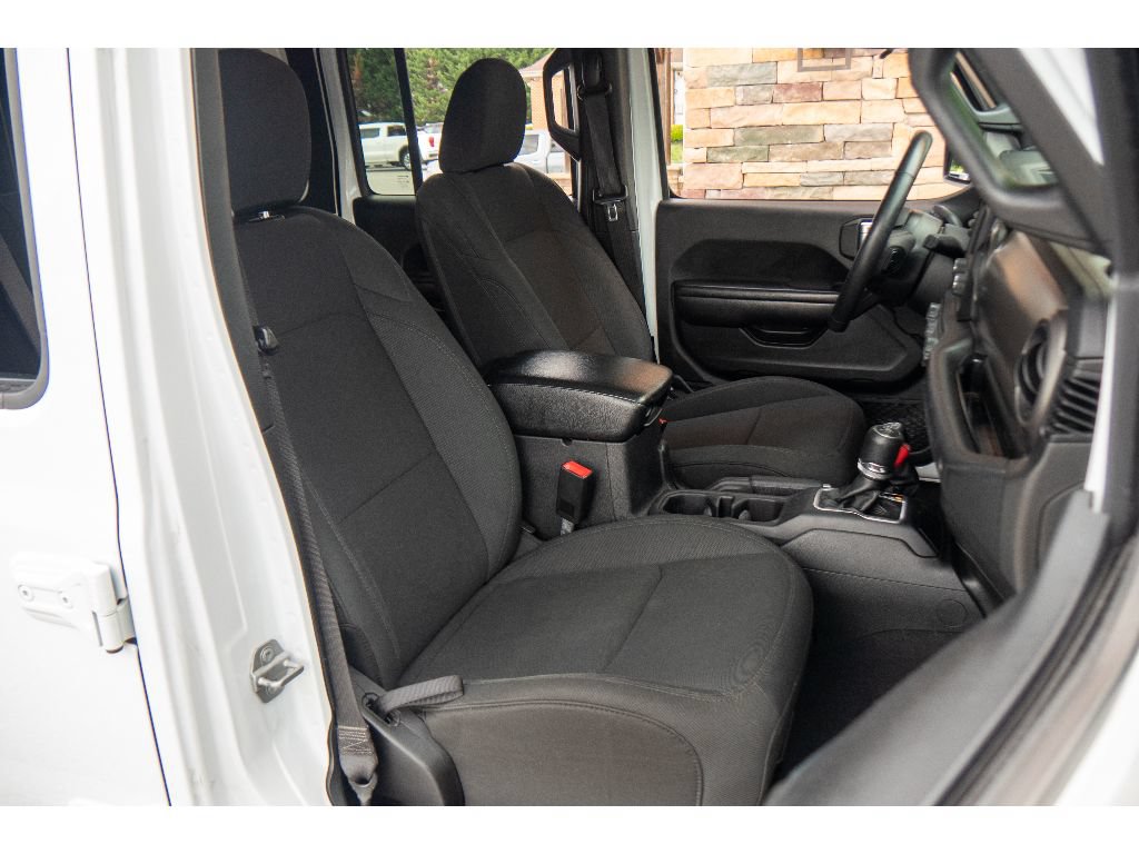 Used 2018 Jeep Wrangler Unlimited Sport S AWD/4WD image 14