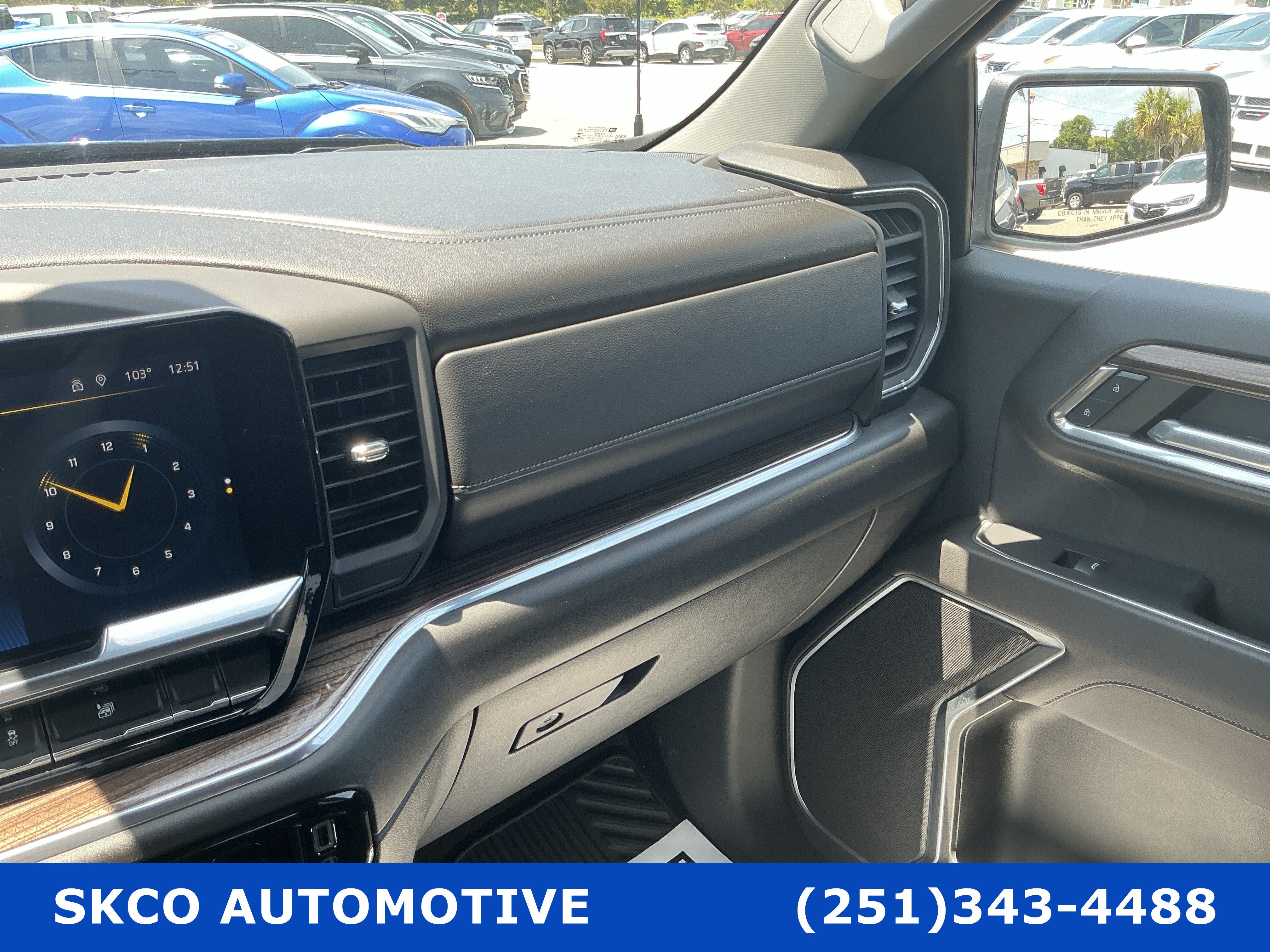 Used 2023 Chevrolet Silverado 1500 LT AWD/4WD image 24