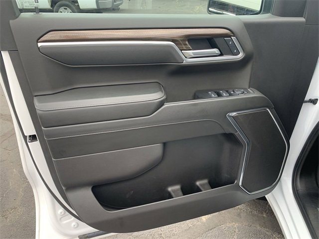 Certified 2025 Chevrolet Silverado 1500 LT image 21