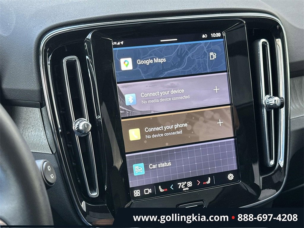 Used 2025 Volvo XC40 B5 Plus image 26