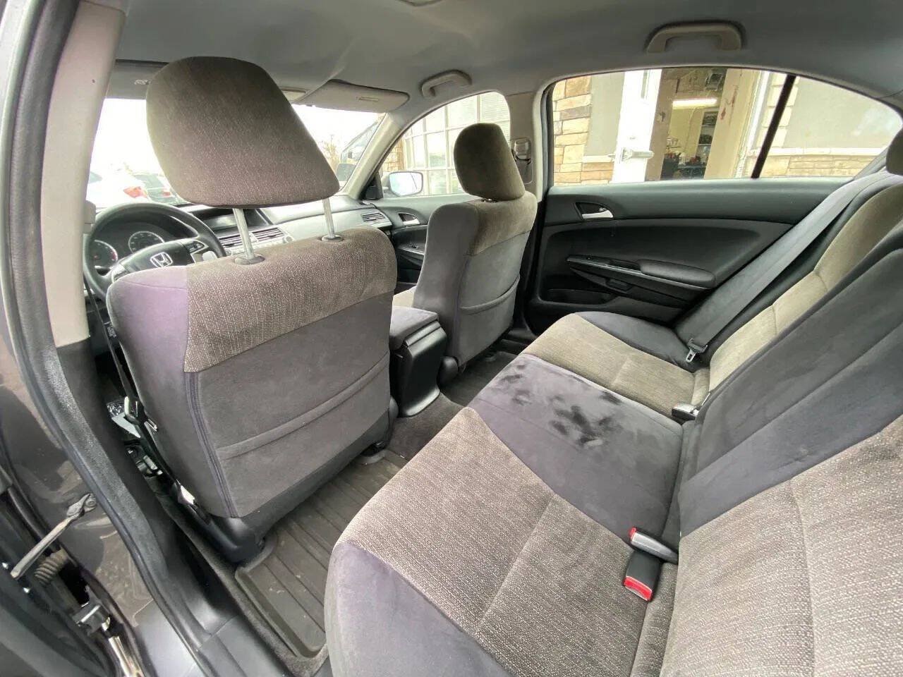 Used 2009 Honda Accord LX-P image 10