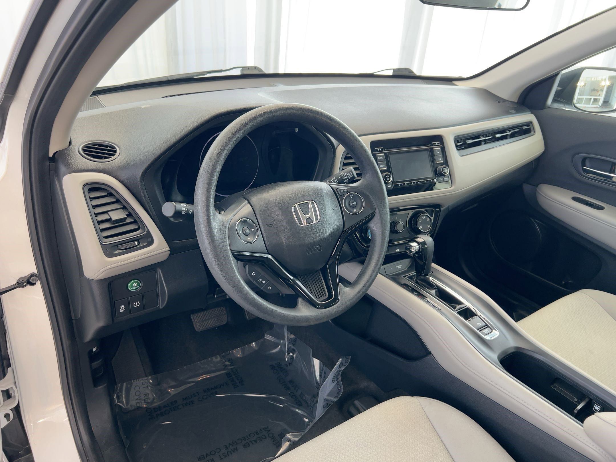 Used 2022 Honda HR-V LX image 4