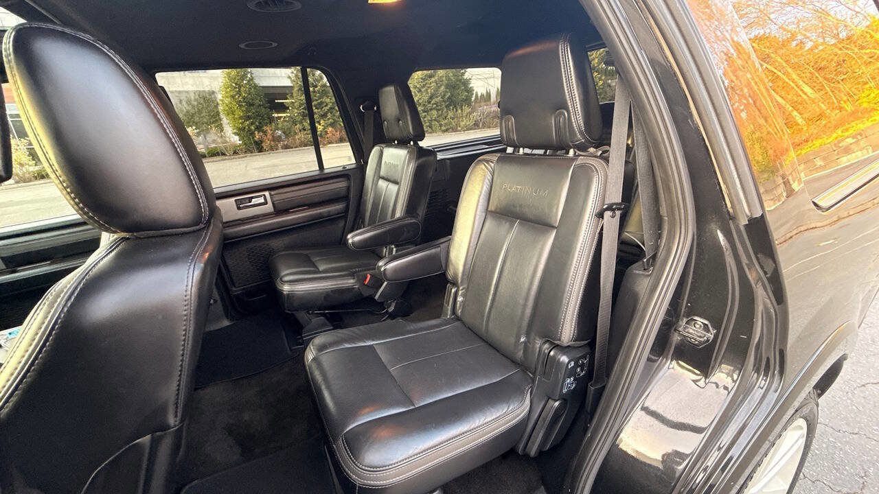 Used 2015 Ford Expedition Platinum image 25