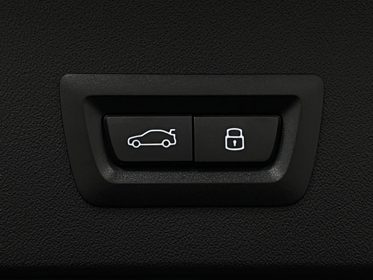 Certified 2026 BMW X3 xDrive30 w/ Premium Package image 6