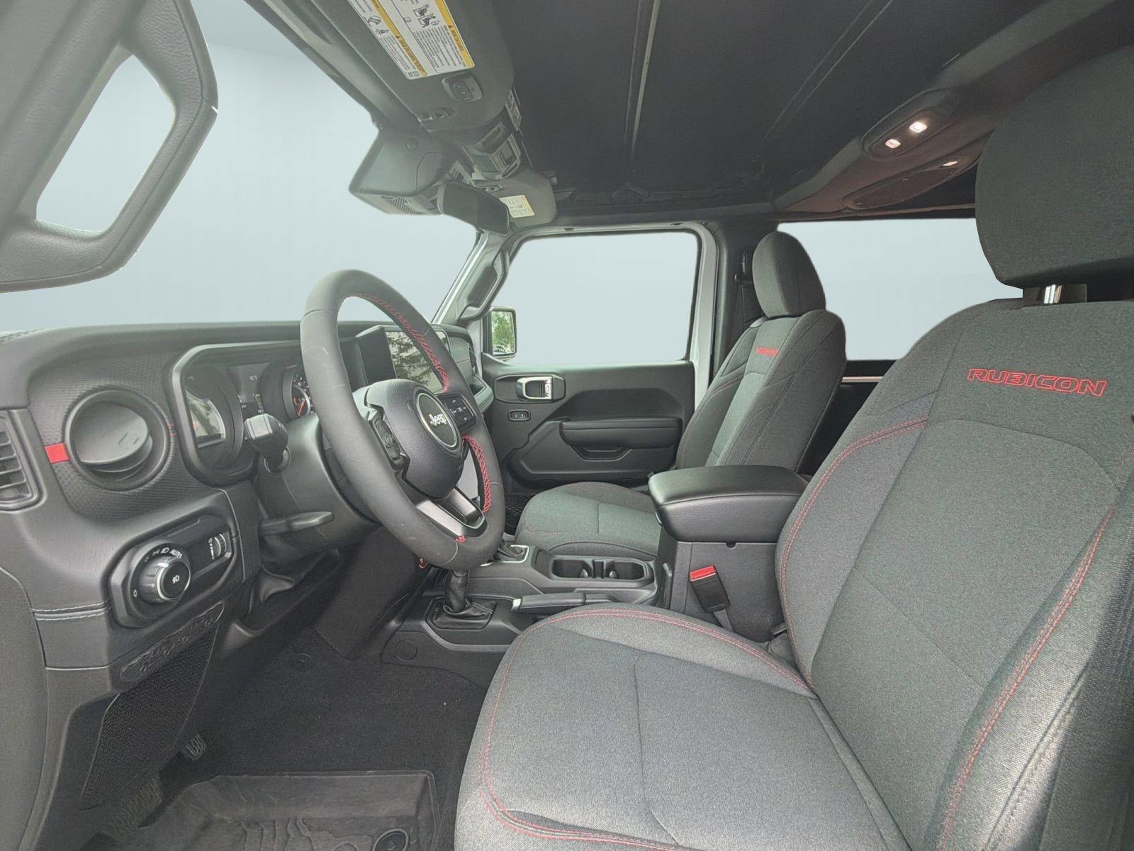 Used 2024 Jeep Wrangler Rubicon w/ Safety Group AWD/4WD image 5