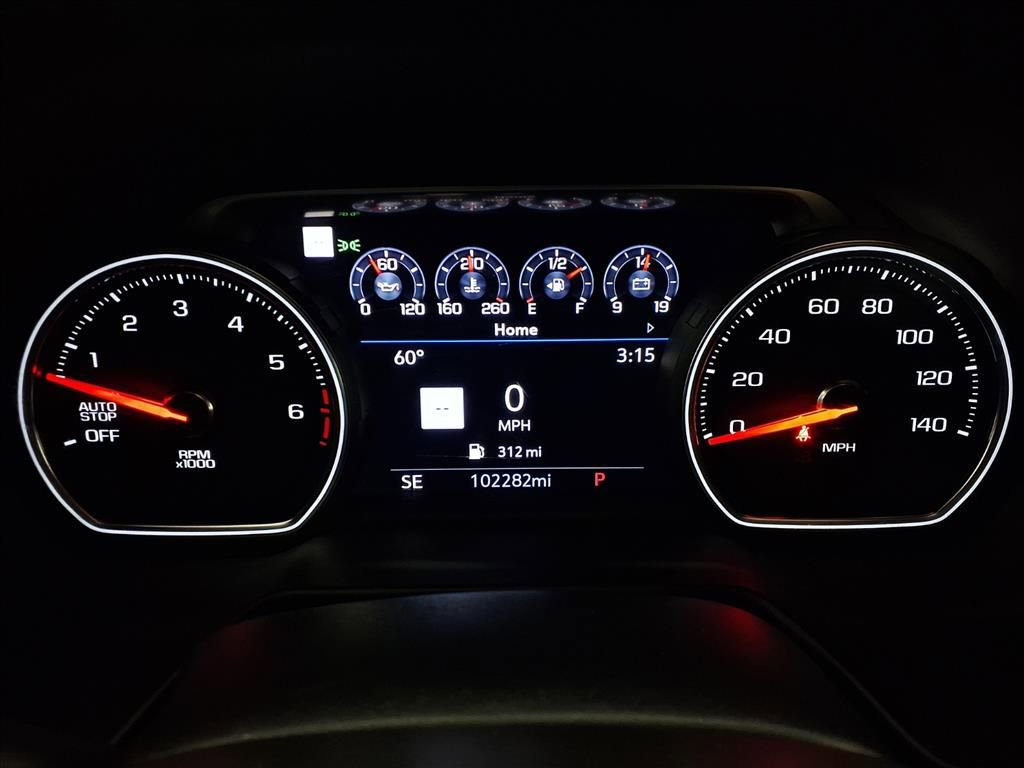 Used 2021 Chevrolet Suburban Premier image 16