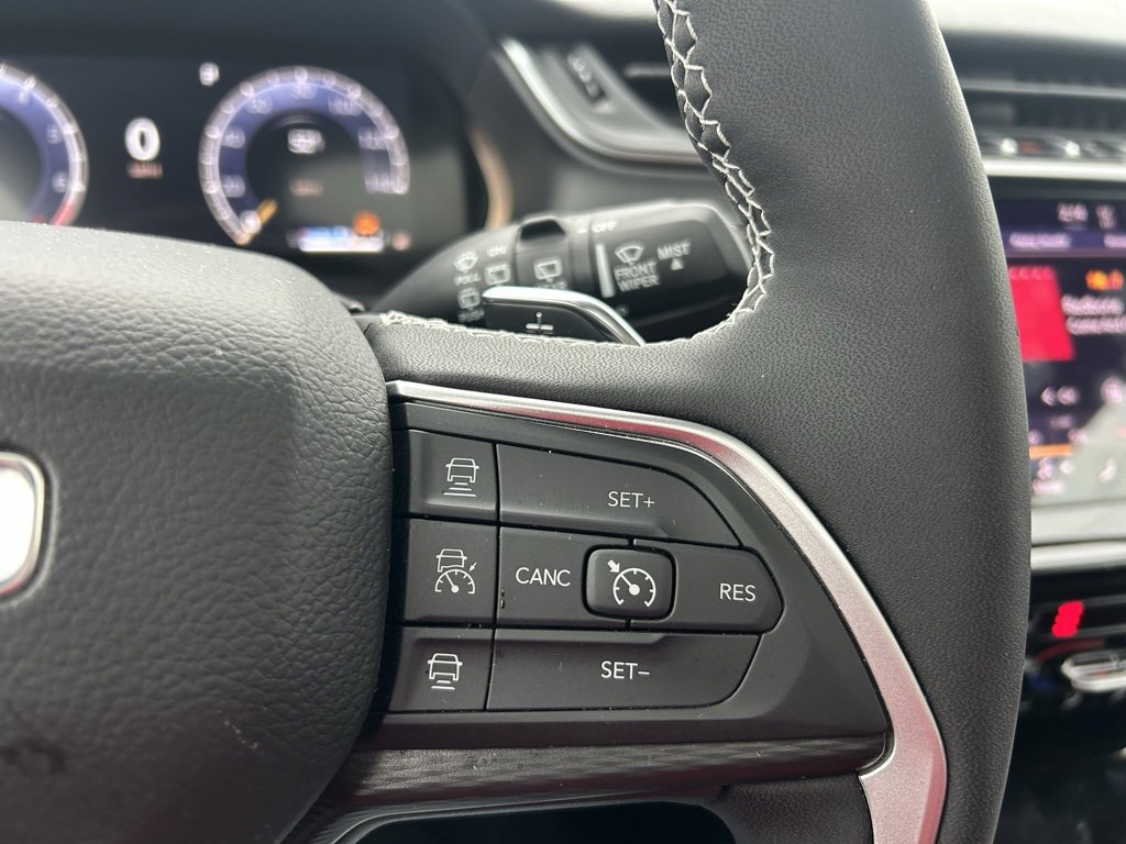 Used 2025 Jeep Grand Cherokee L Laredo w/ Luxury Tech Group I image 20