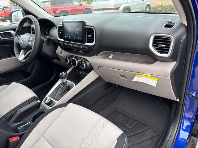 New 2026 Hyundai Venue SEL image 18