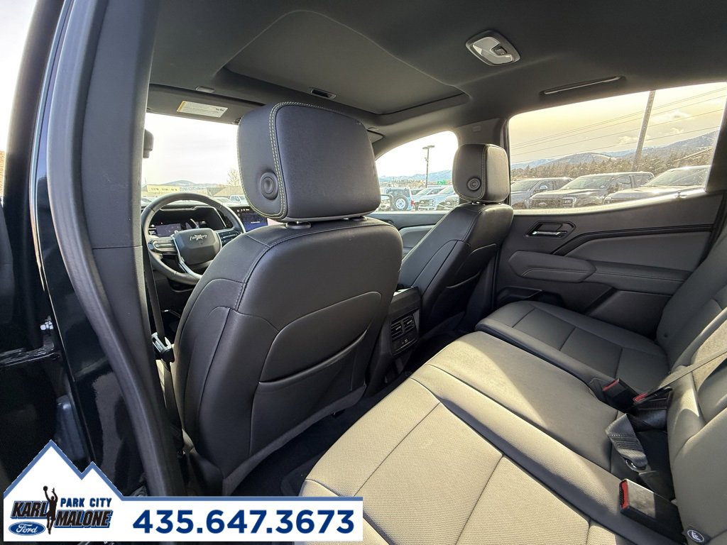 Used 2025 Chevrolet Colorado ZR2 w/ Technology Package image 14