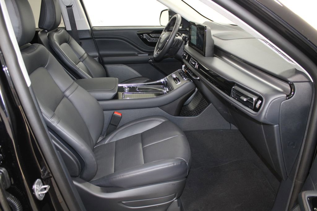New 2026 Lincoln Aviator 2WD image 29