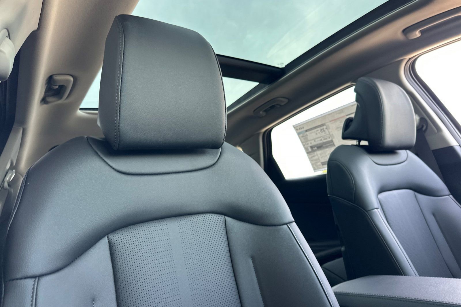 New 2026 Kia Sportage EX AWD/4WD image 15