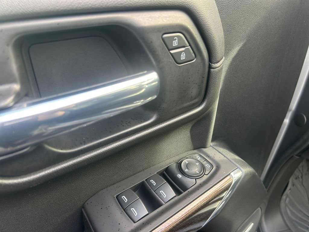 Used 2020 Chevrolet Silverado 1500 LT Trail Boss image 23