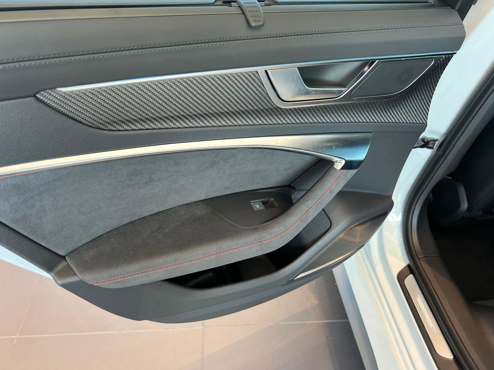 New 2025 Audi RS 6 performance image 15