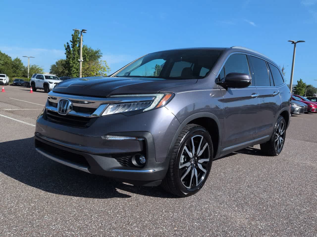 Used 2020 Honda Pilot Elite image 2