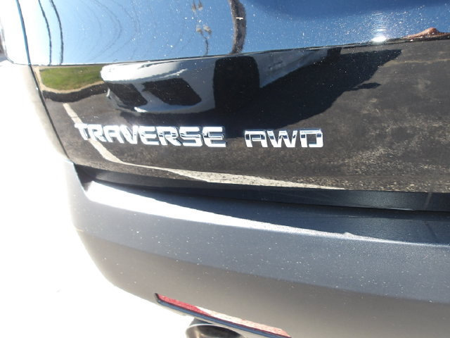 Used 2023 Chevrolet Traverse LT AWD/4WD image 9