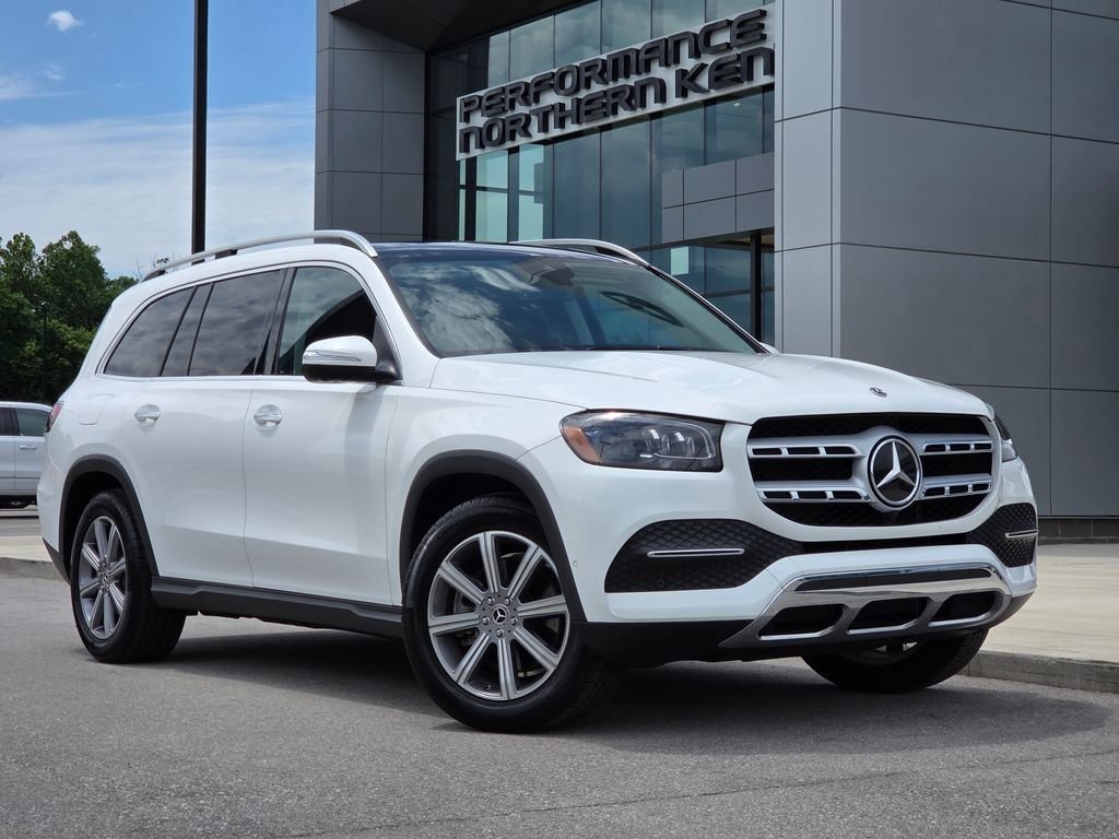 Used 2023 Mercedes-Benz GLS 450 4MATIC image 2