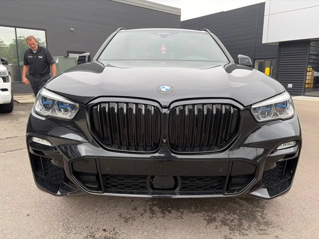 Used 2021 BMW X5 M50i w/ Executive Package AWD/4WD image 5