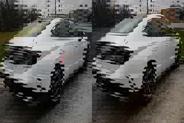 Used 2024 Hyundai Sonata SEL w/ Convenience Package image 5