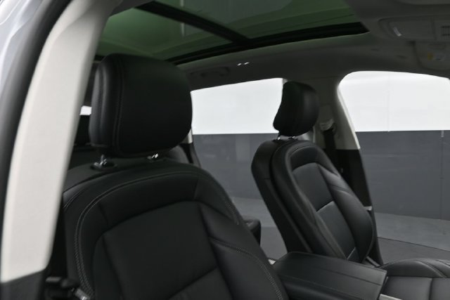 Certified 2024 Lincoln Nautilus Premier w/ Equipment Group 102A AWD/4WD image 32