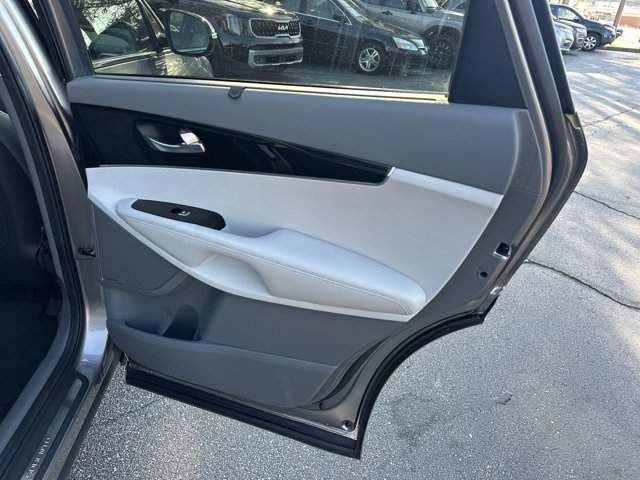 Used 2019 Kia Sorento SX w/ SX Touring Package image 17