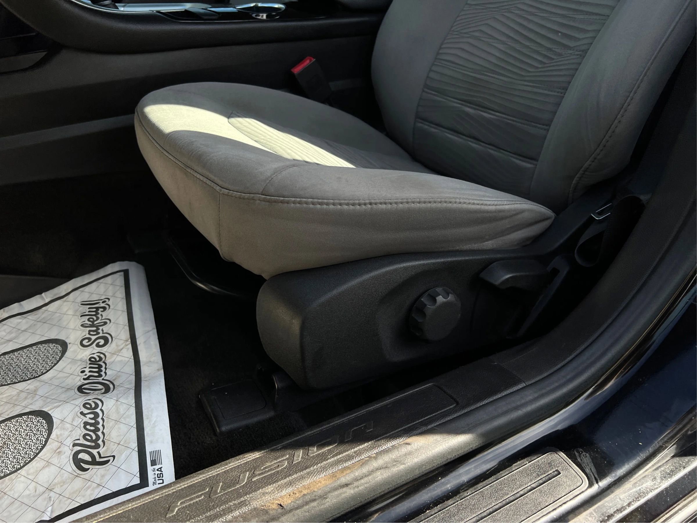 Used 2016 Ford Fusion S w/ Equipment Group 101A FWD image 21