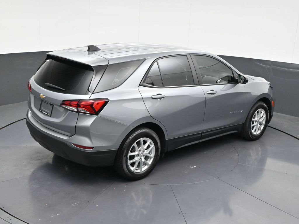 Used 2023 Chevrolet Equinox LS FWD image 19