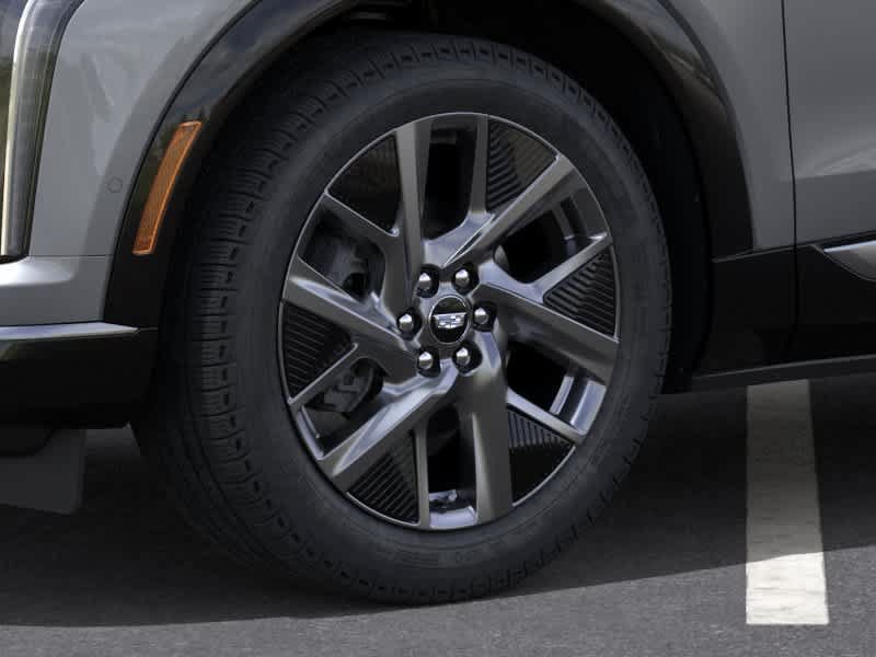 New 2027 Cadillac Optiq Luxury AWD/4WD image 9