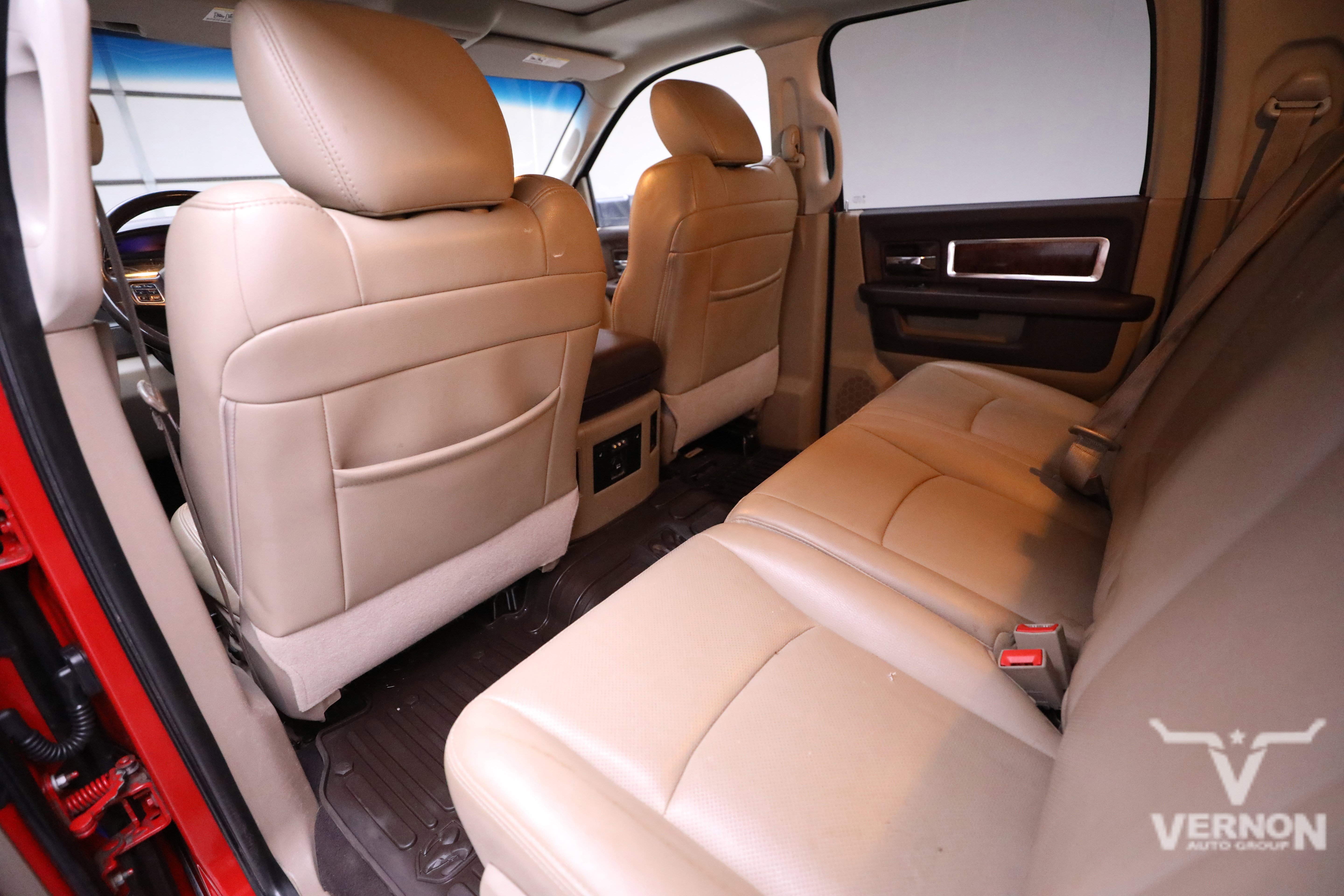 Used 2012 RAM 3500 Laramie w/ Cold Weather Group image 9