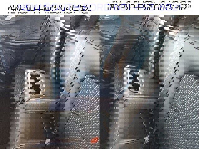 New 2025 Ford Escape SE image 34