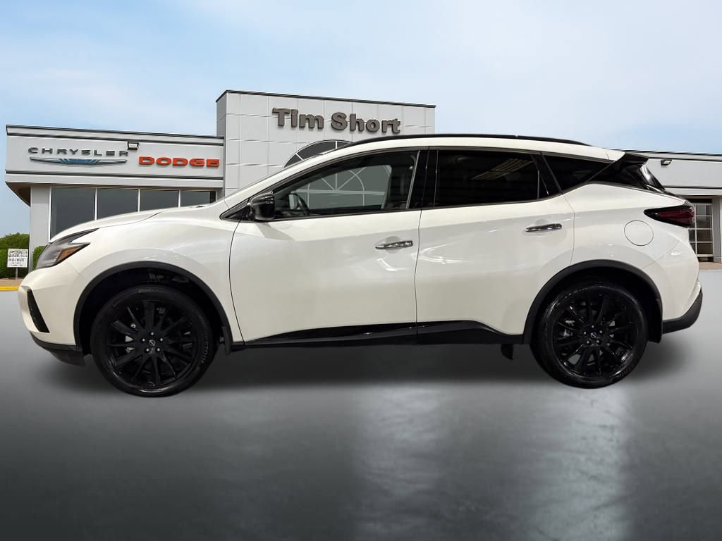 Used 2024 Nissan Murano SV w/ SV Midnight Edition Package FWD image 2