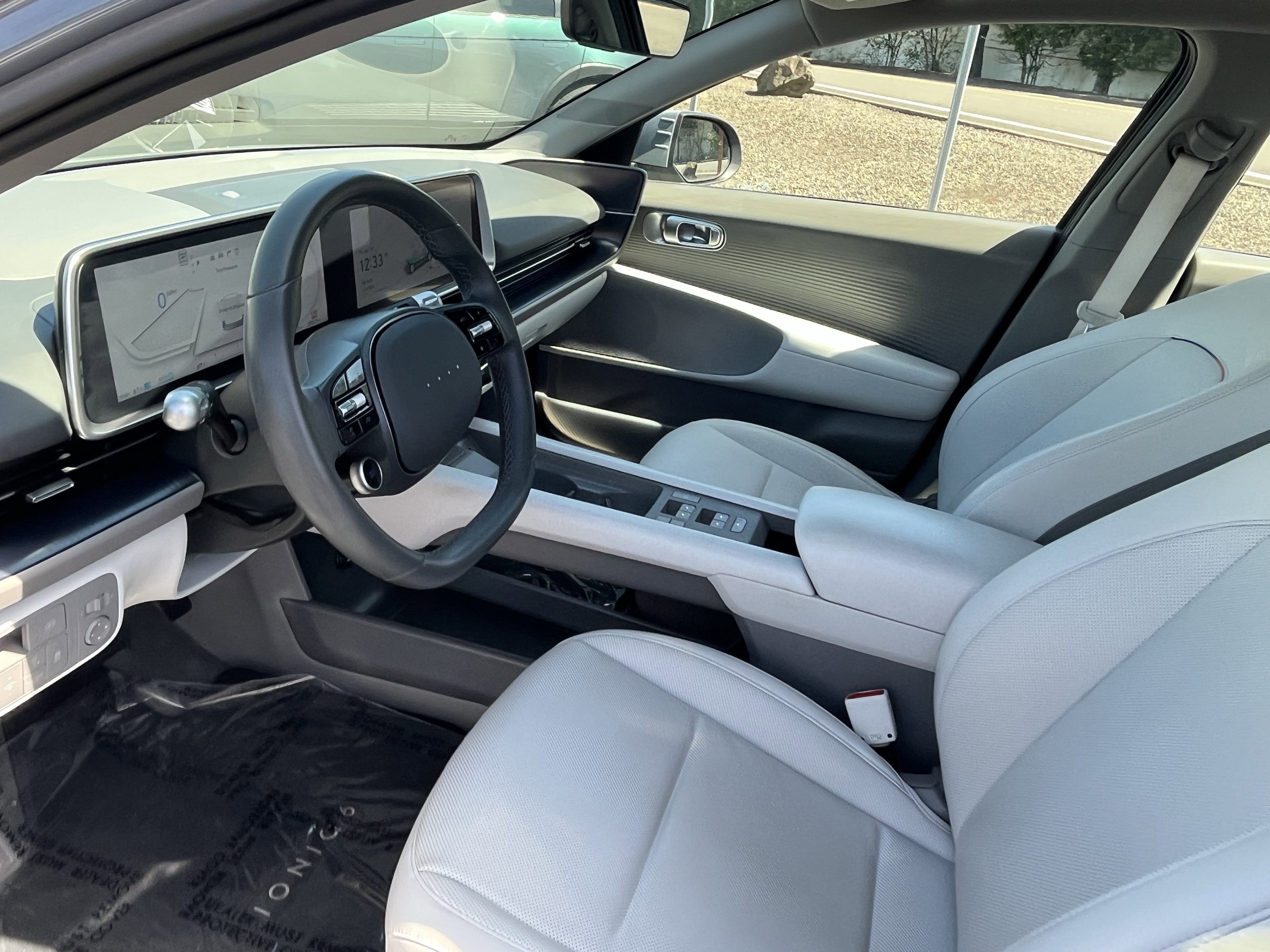 Used 2024 Hyundai Ioniq 6 SEL AWD/4WD image 9