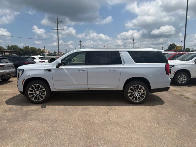 New 2026 GMC Yukon XL Denali w/ Sun & Power Step Package AWD/4WD image 3