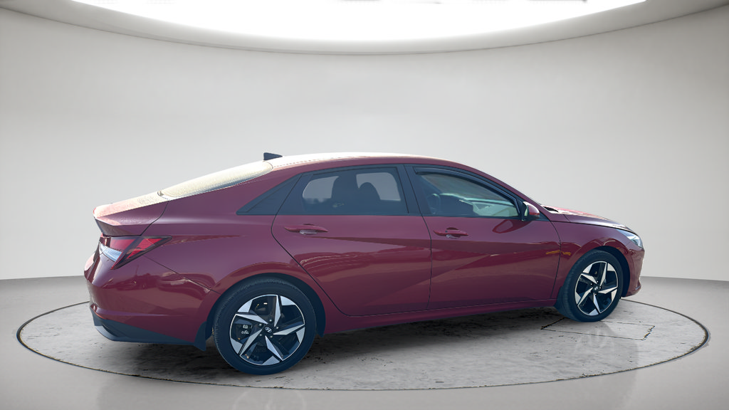 Used 2023 Hyundai Elantra SEL w/ Convenience Package FWD image 4