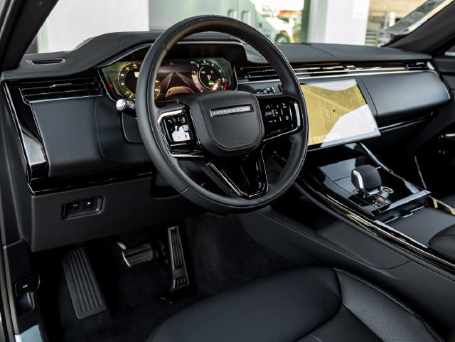New 2026 Land Rover Range Rover Sport Dynamic SE AWD/4WD image 16