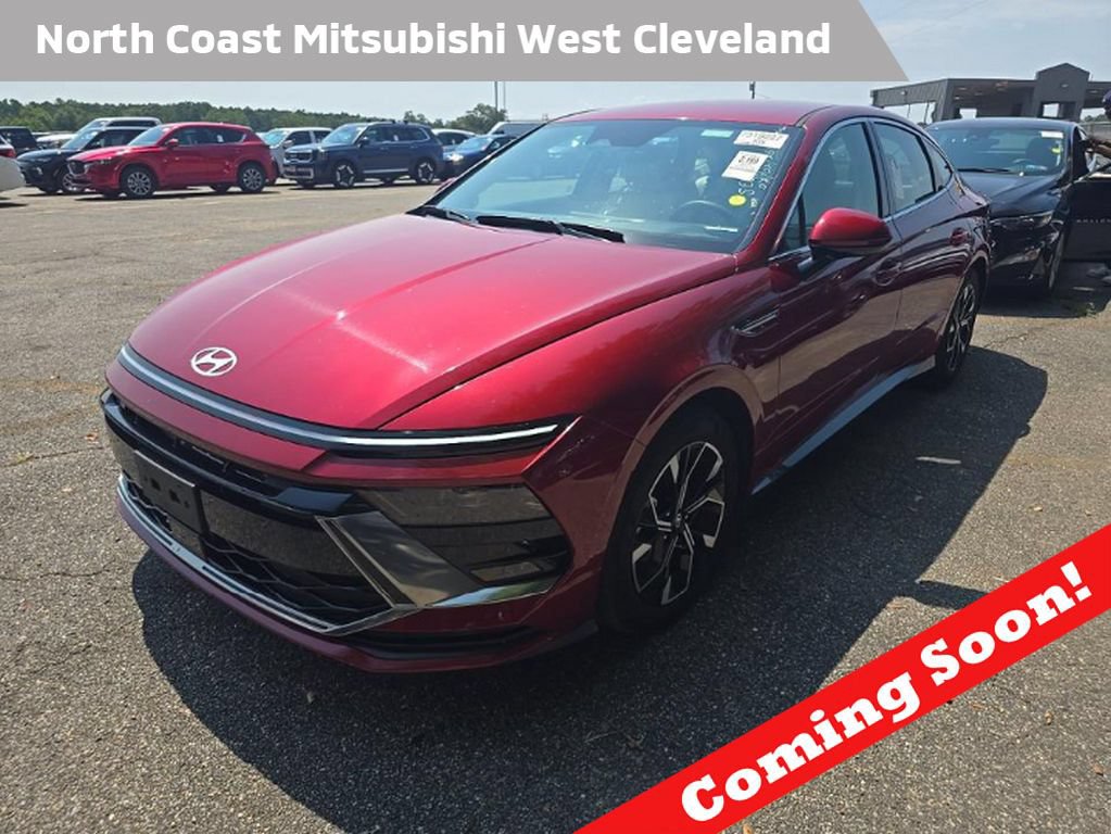 Used 2025 Hyundai Sonata SEL FWD image 1