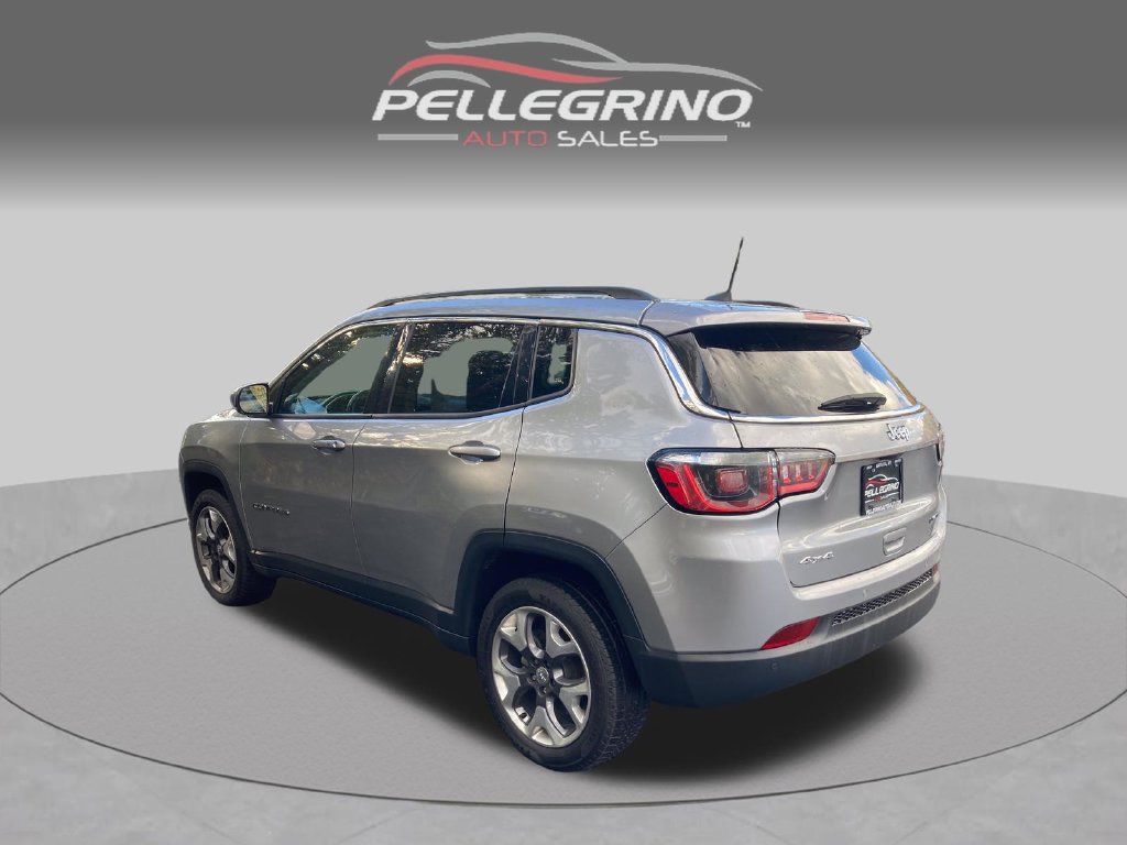 Used 2019 Jeep Compass Limited w/ Safety & Security Group AWD/4WD image 4