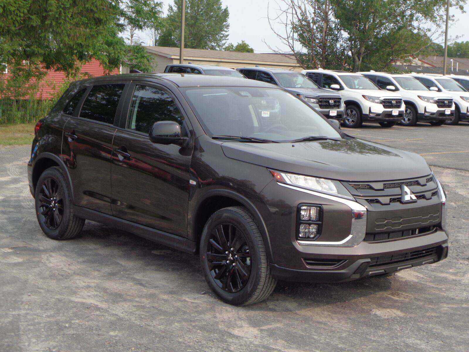 New 2026 Mitsubishi Outlander Sport LE AWD/4WD image 3