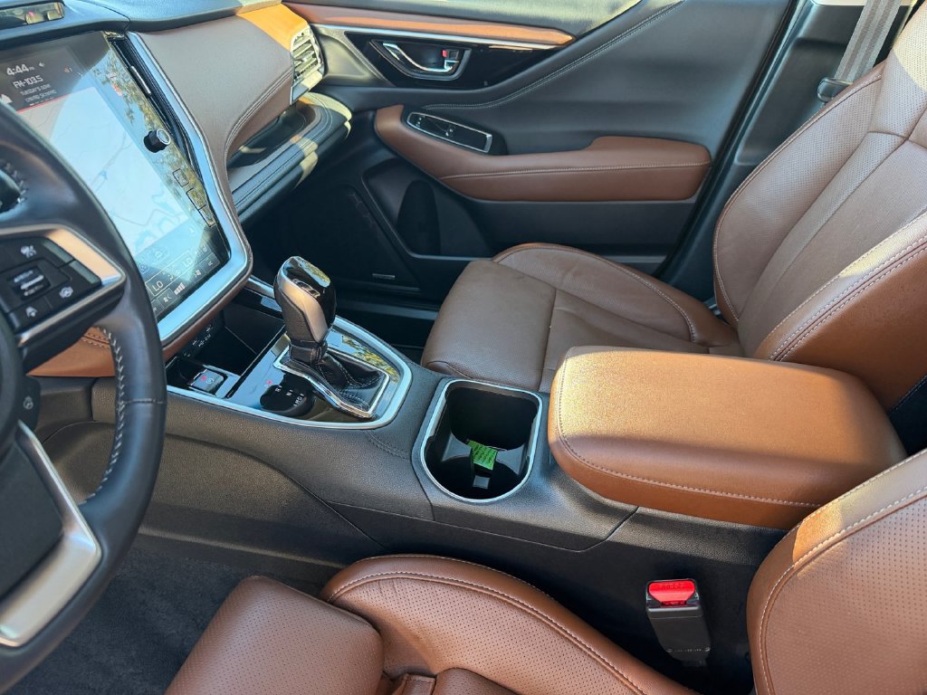 Certified 2021 Subaru Outback Touring AWD/4WD image 13