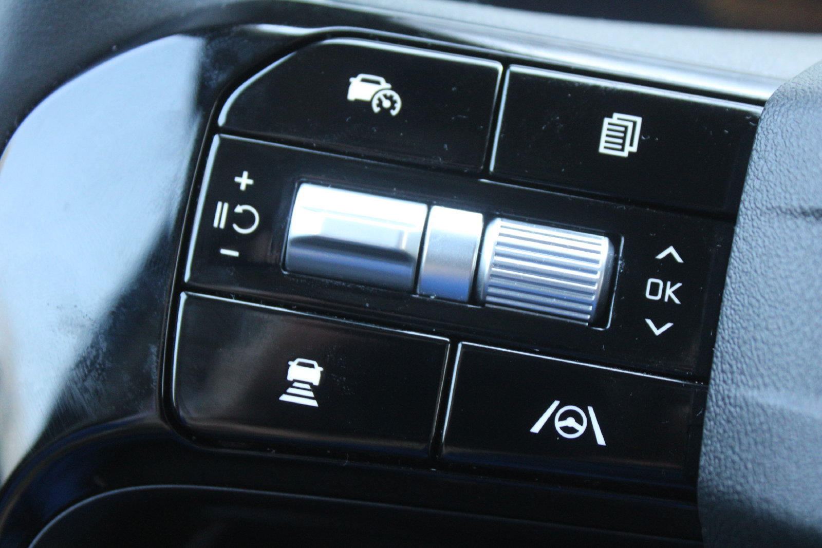Certified 2026 Kia Sorento S AWD/4WD image 26