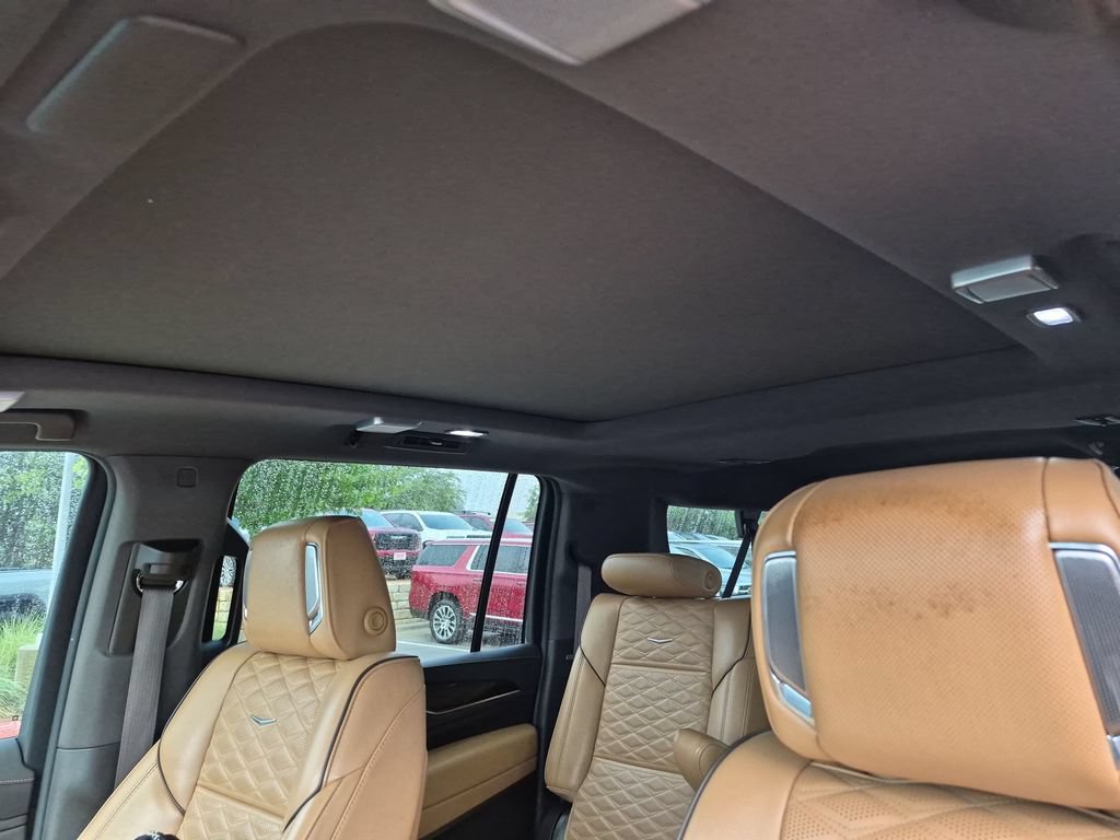 Used 2022 Cadillac Escalade ESV Sport w/ Touring Package AWD/4WD image 33