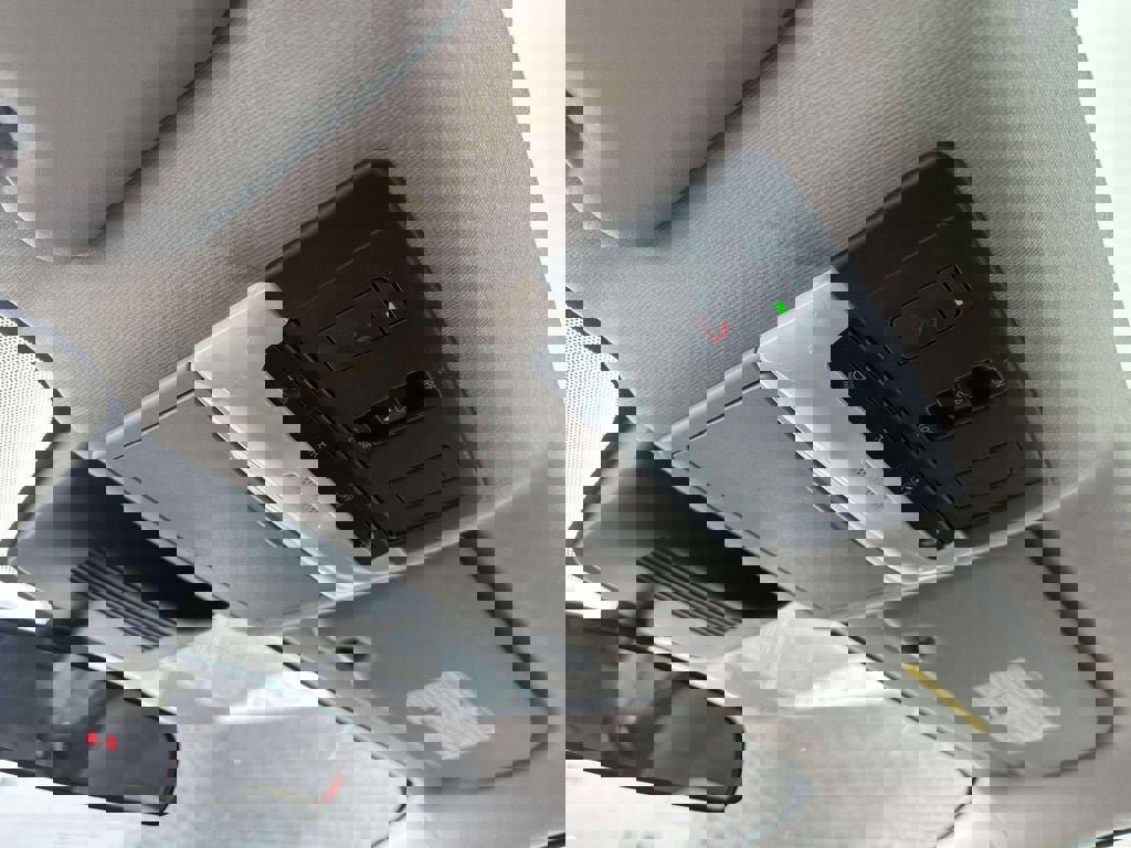 Used 2024 Nissan Sentra SR w/ SR Premium Package image 32