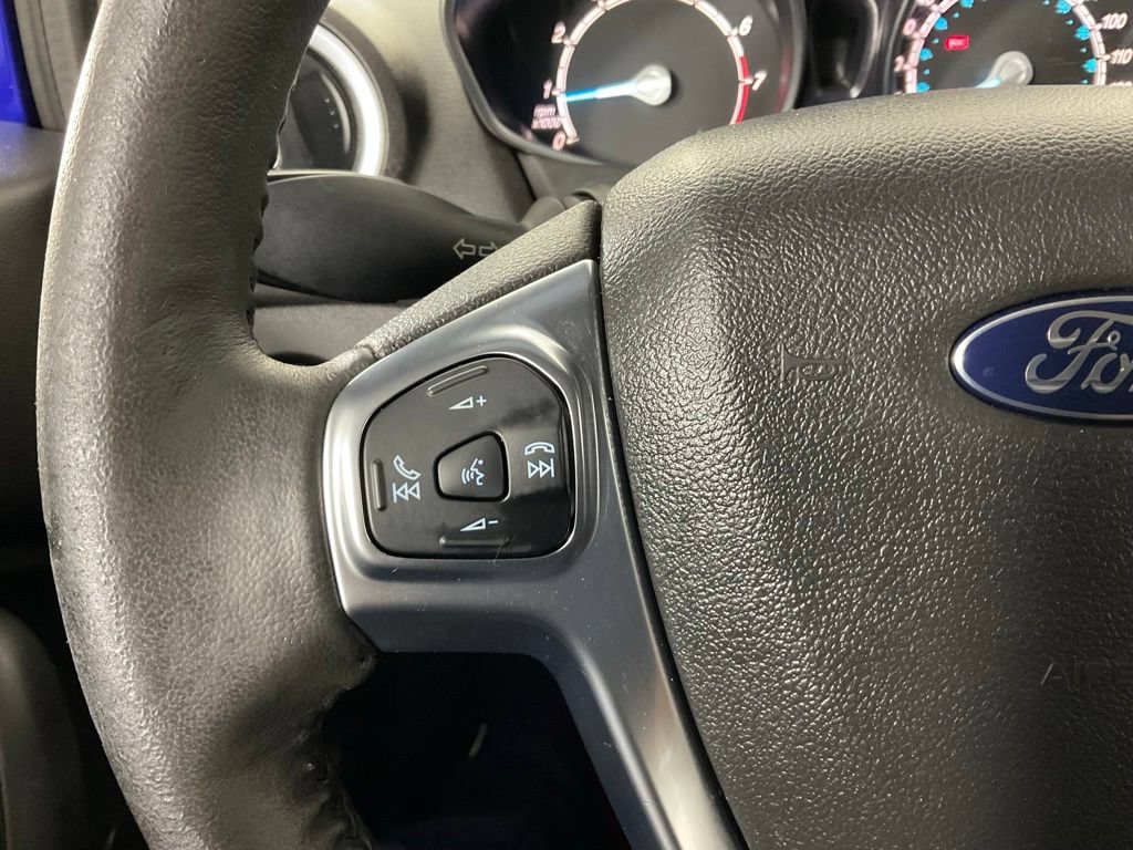 Used 2015 Ford Fiesta Titanium FWD image 23