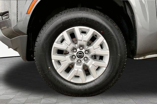 Used 2023 Nissan Frontier SV image 21