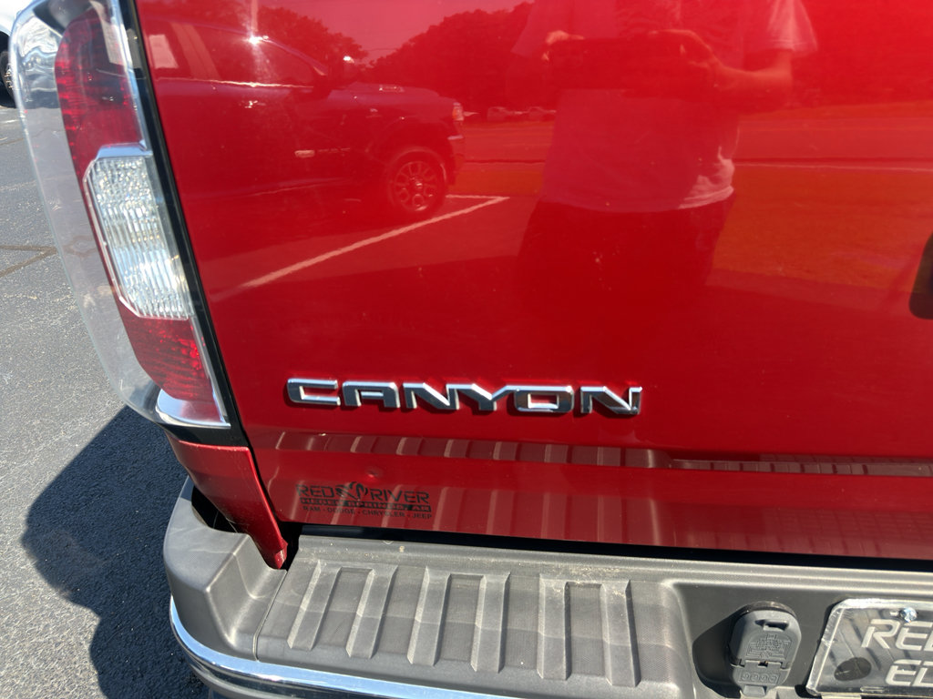 Used 2016 GMC Canyon SLT w/ Driver Alert Package AWD/4WD image 13