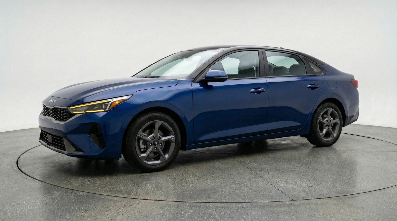 Used 2025 Kia K4 LXS image 3