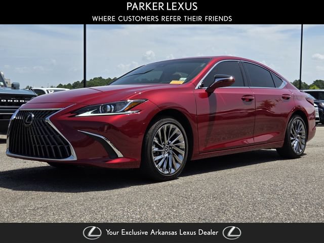 Used 2025 Lexus ES 300h w/ Technology Package